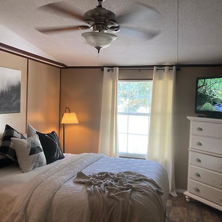 Convenient And Spacious Home In Stanton, Ky Екстериор снимка